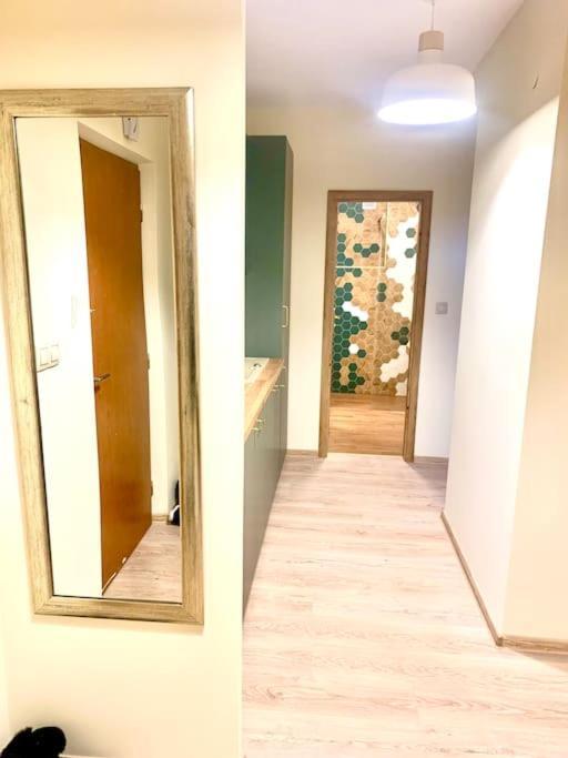 Brand New, Design Apartment Jojo, Oldtown, Balcony Bratislava Exterior photo